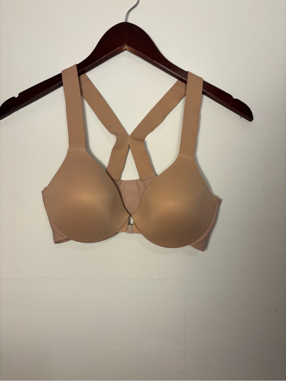 SPANX Nude Front-Close T-Shirt Bra with Racerback